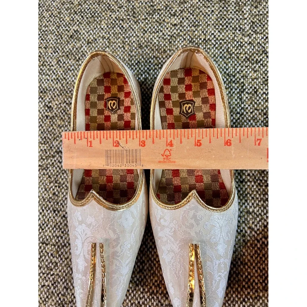 Traditional Cream Gold Brocade Mojari Jutti‎ Indian Ethnic